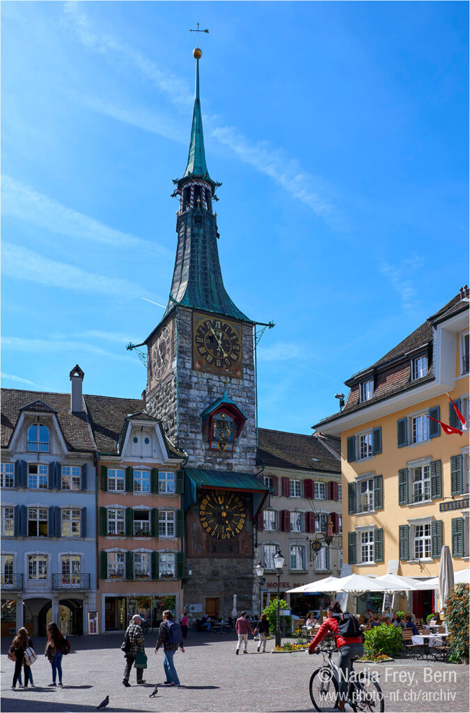 Marktplatz und Zeitglockenturm in Solothurn
