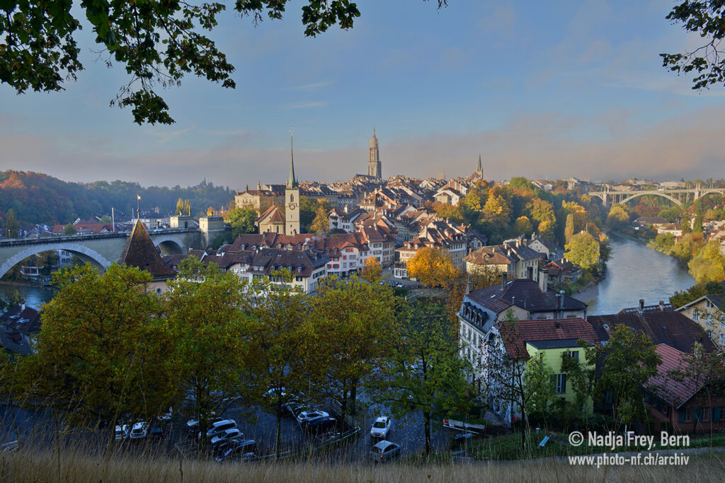 Stadt Bern in der Morgendämmerung