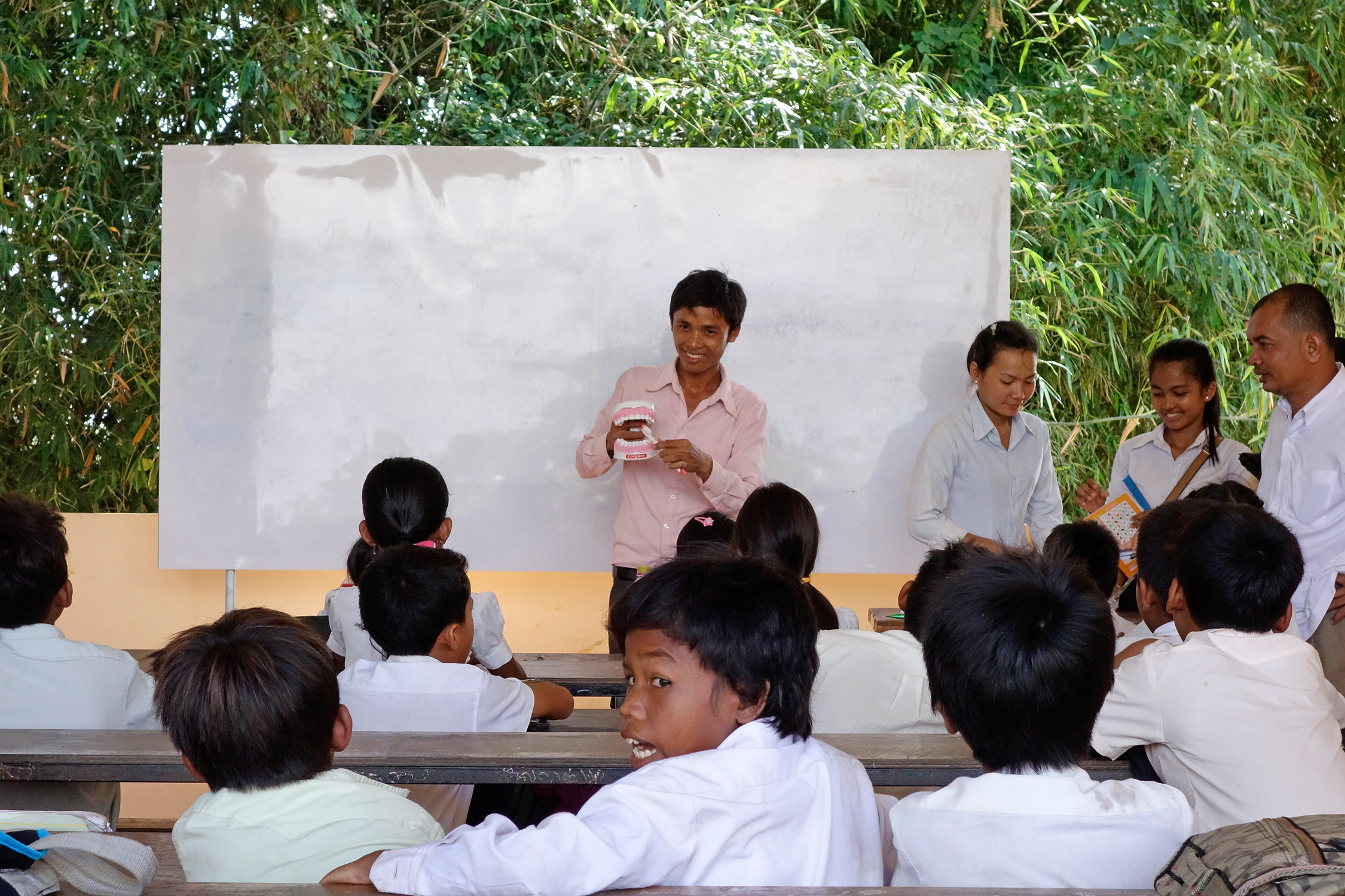 Cambodia. Bildung und Hygiene. https://www.kadcngo.org